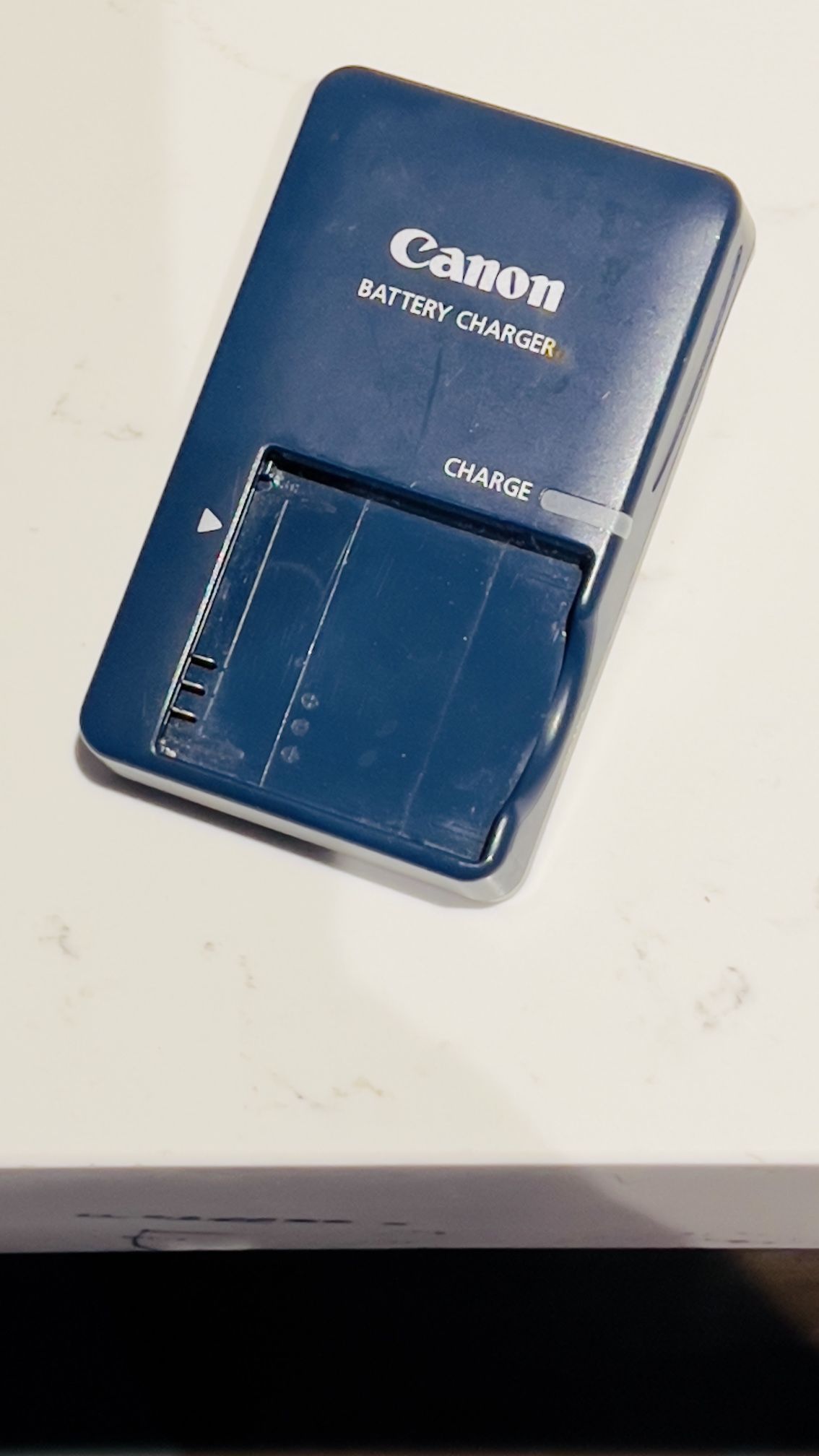 Canon Battery Charger CB-2LV