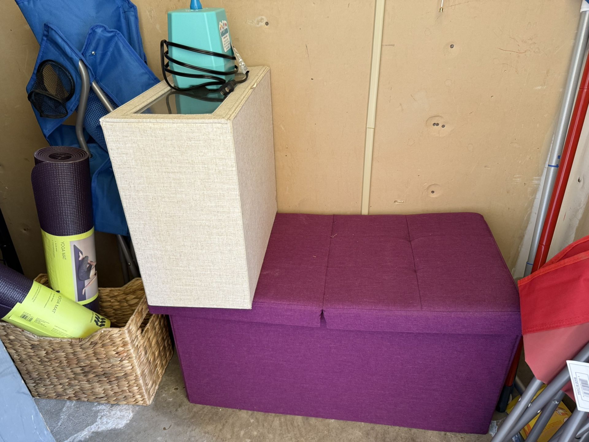 Ottoman Storage (FREE AIR BALLOON MACHINE) **Moving Sale**