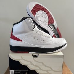 Air Jordan 2 Retro Chicago Men’s Size 9