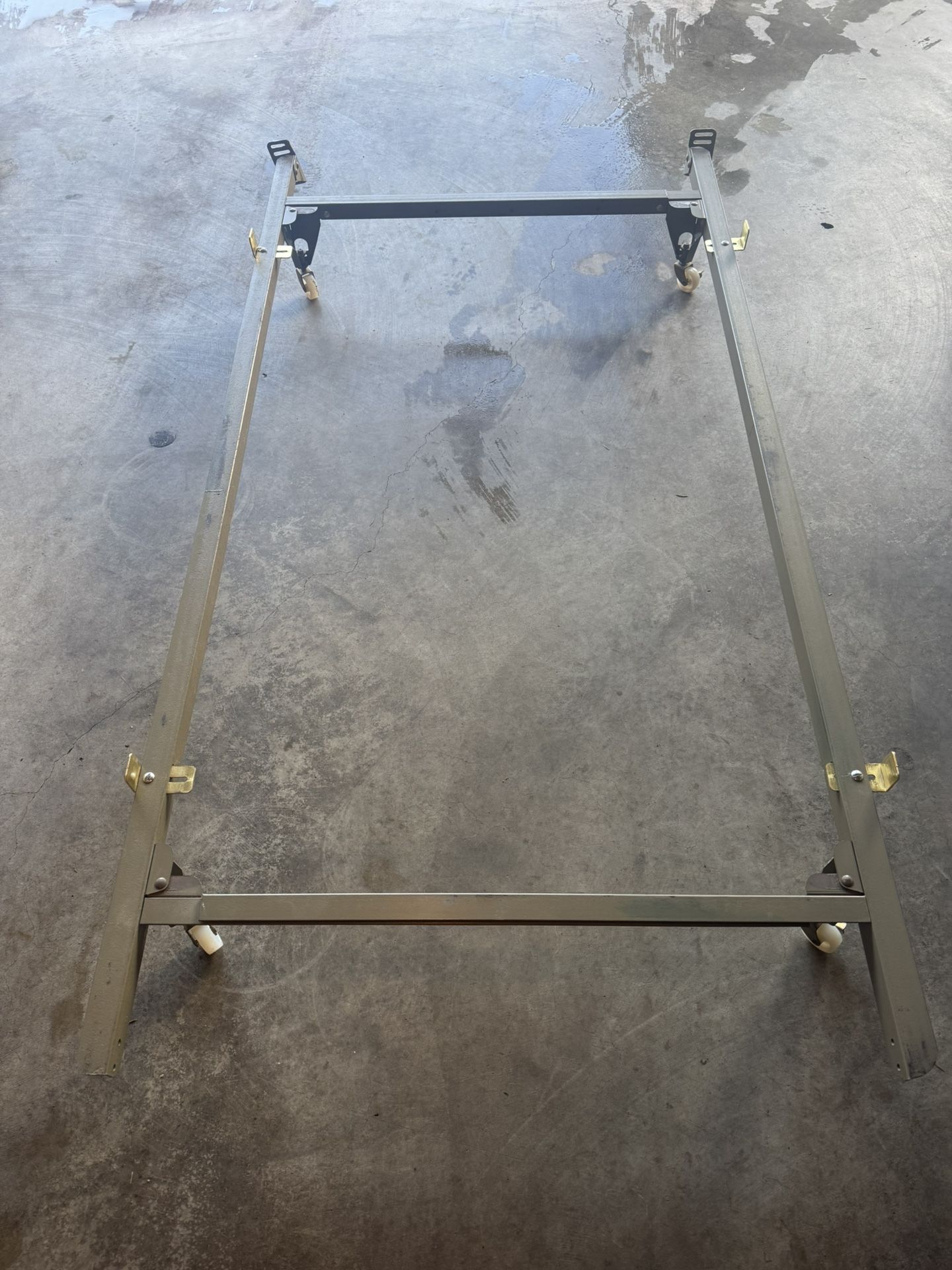 Free Metal Adjustable Bed Frame - Twin to Full