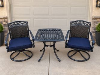 Living Swivel 3 Patio set Chair and Table Martha Stewart