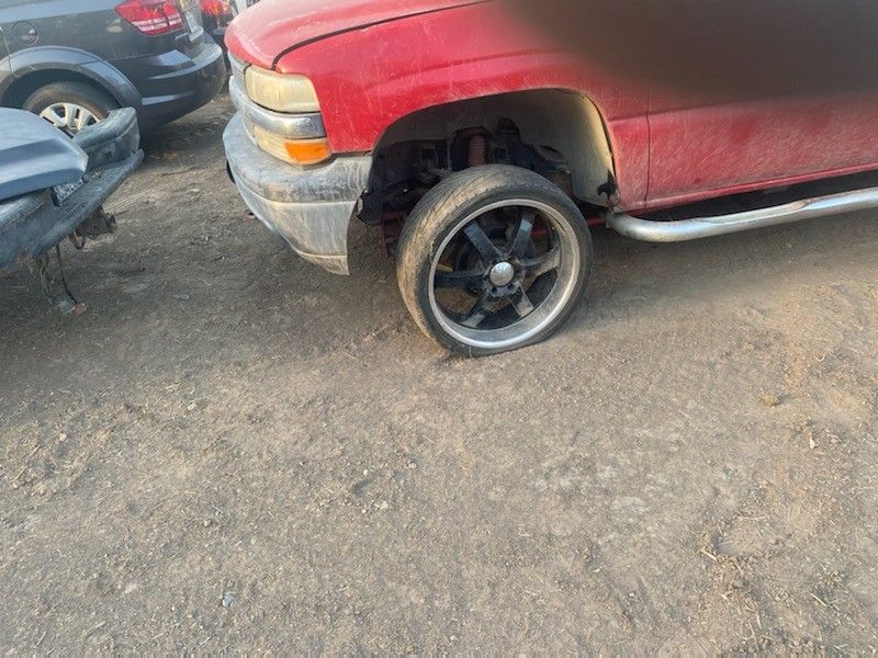 99-2002 Parts Parting Out Truck 