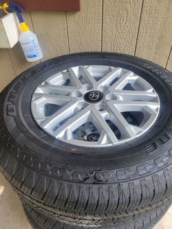 Bridgestone duelers 265/70r18s $800.00