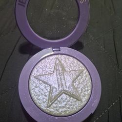 JSC extreme frost *choking on ice*