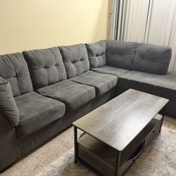 L-Shaped Gray Sectional Couch – Spacious & Cozy