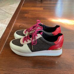 Michael Kors Sneakers
