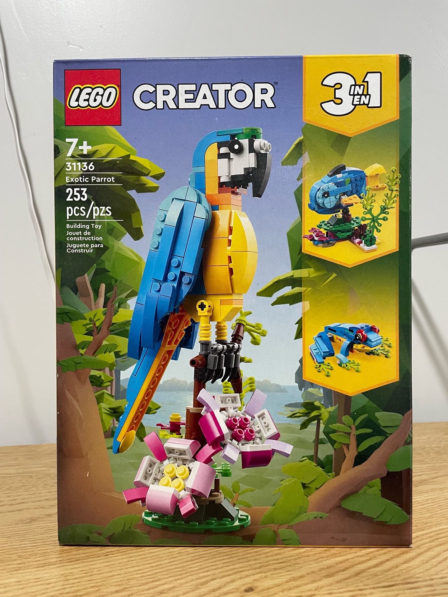 LEGO Creator Exotic Parrot