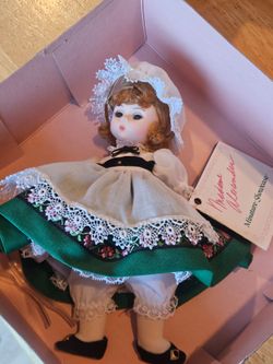 Madame Alexander Doll "Ireland" #551 Vintage 8 Inch