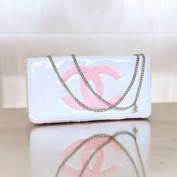 Chanel White/Pink Clutch Purse
