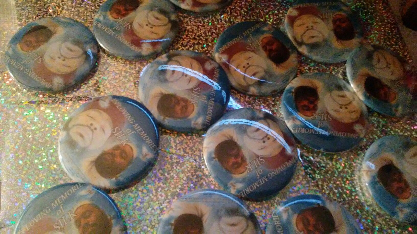 Buttons.. candles..flower vase ..pillows and more