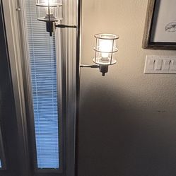 Floor lamp  great condition
