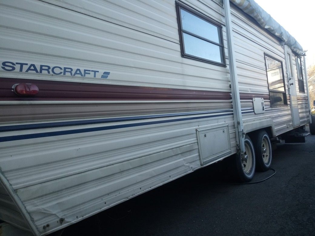 Starcraft camper