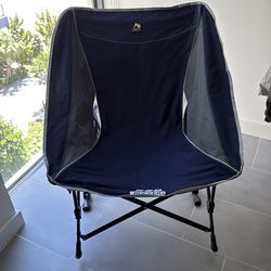 GCI Outdoor Pod Rocker - Mecedora plegable y silla de campamento al aire libre, color azul índigo