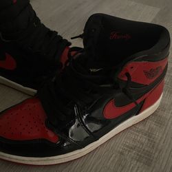 Bred Jordan 1s