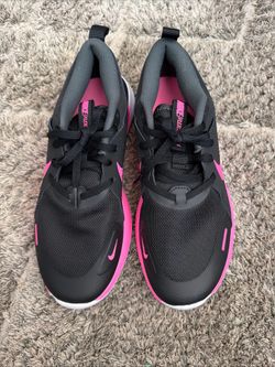 Nike Flex Contact 4 Women’s Size 7 Athletic Sneaker Shoes Black