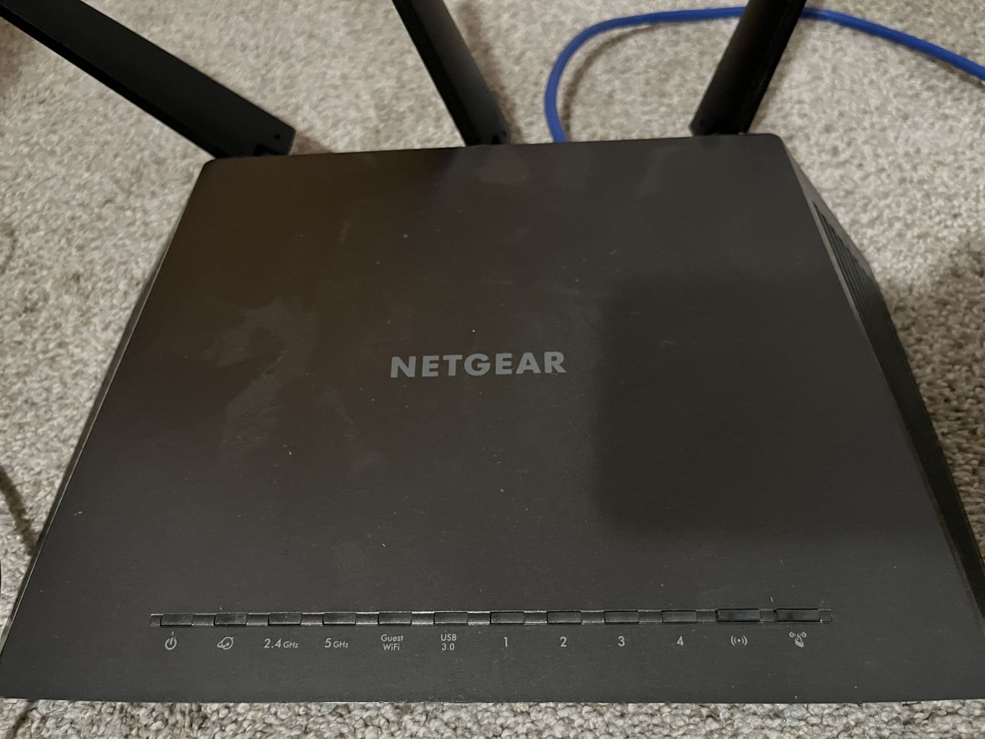 Nighthawk AC1900 Wi-Fi Router