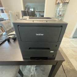 (Price Reduced) Brother 2 Tray Business Printer TN-720 TN-750