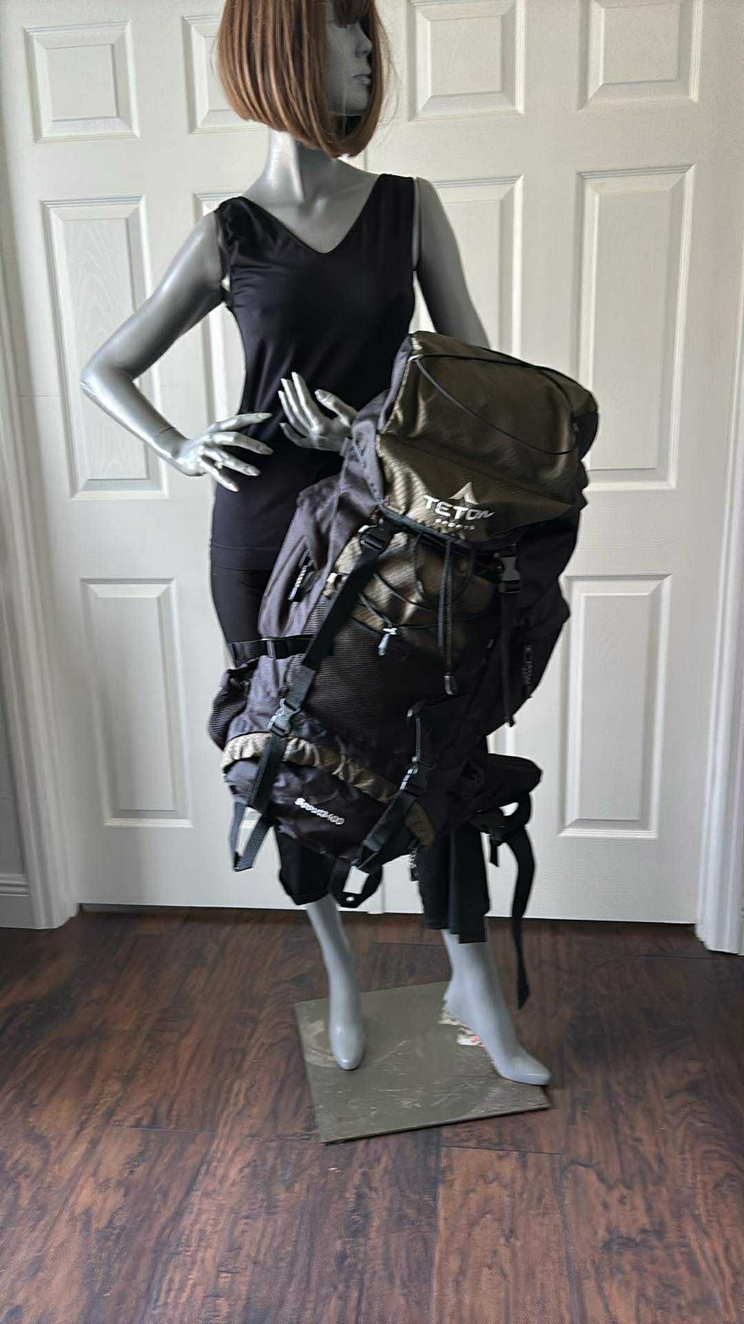 Teton Sport Scout Internal Frame Backpack High Performance Backpack Like New