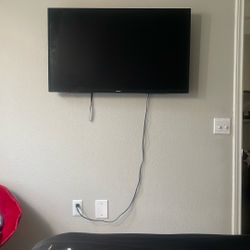 43in Tv Toshiba Fire Tv 