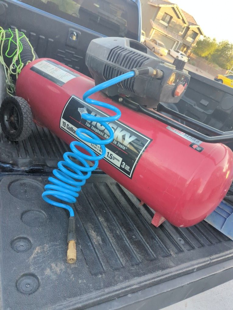 Husky 19 Gallon Air Compressor 