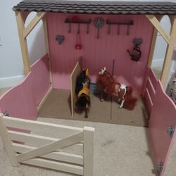 Our Generation Horse Stable