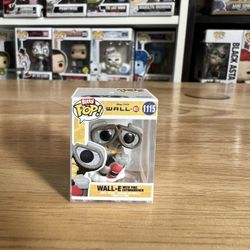 BITTY Wall-E w/ Fire Extinguisher Funko Pop #1115 Disney Movies Animation Pixar