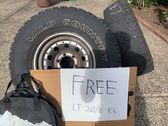 Mounted snow tires
