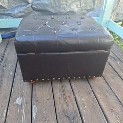 Ottoman With Storage