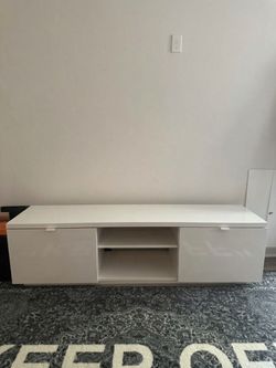Ikea BYÅS TV unit, high gloss white, 63x16 1/2x17 3/4 "