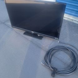 SANYO 31" flat-screen TV and brand new HDMI cable