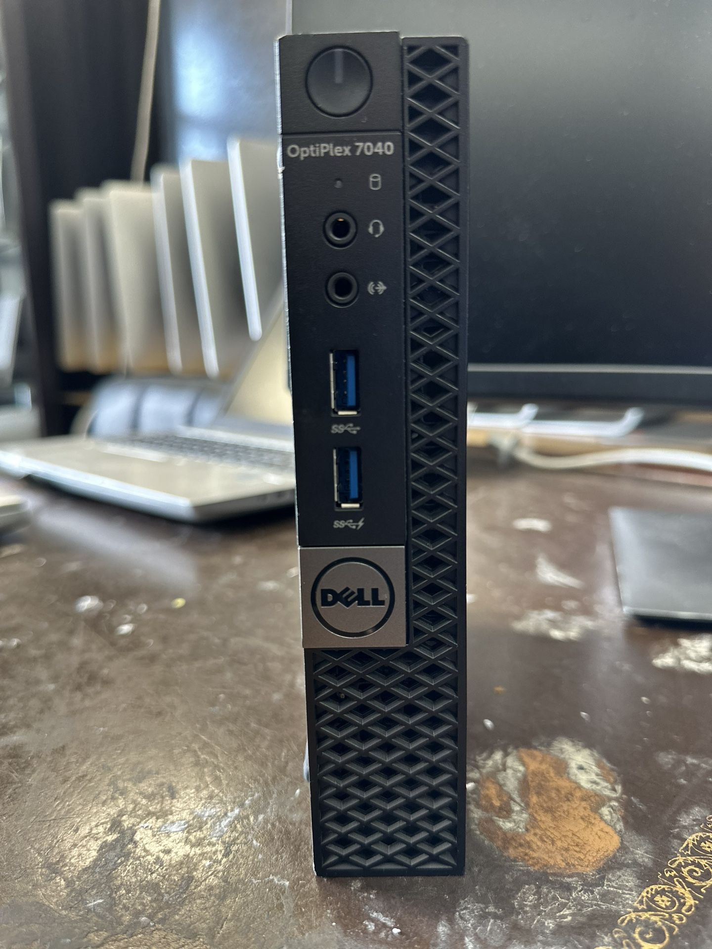 Dell OptiPlex 7040 micro desktop, core i7-6th gen