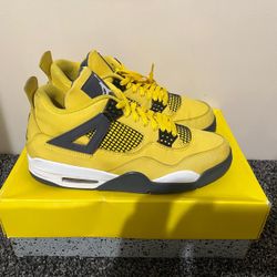 Jordan 4 Lightning Size 12