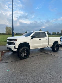 2021 Chevrolet Silverado - 6inch Lift