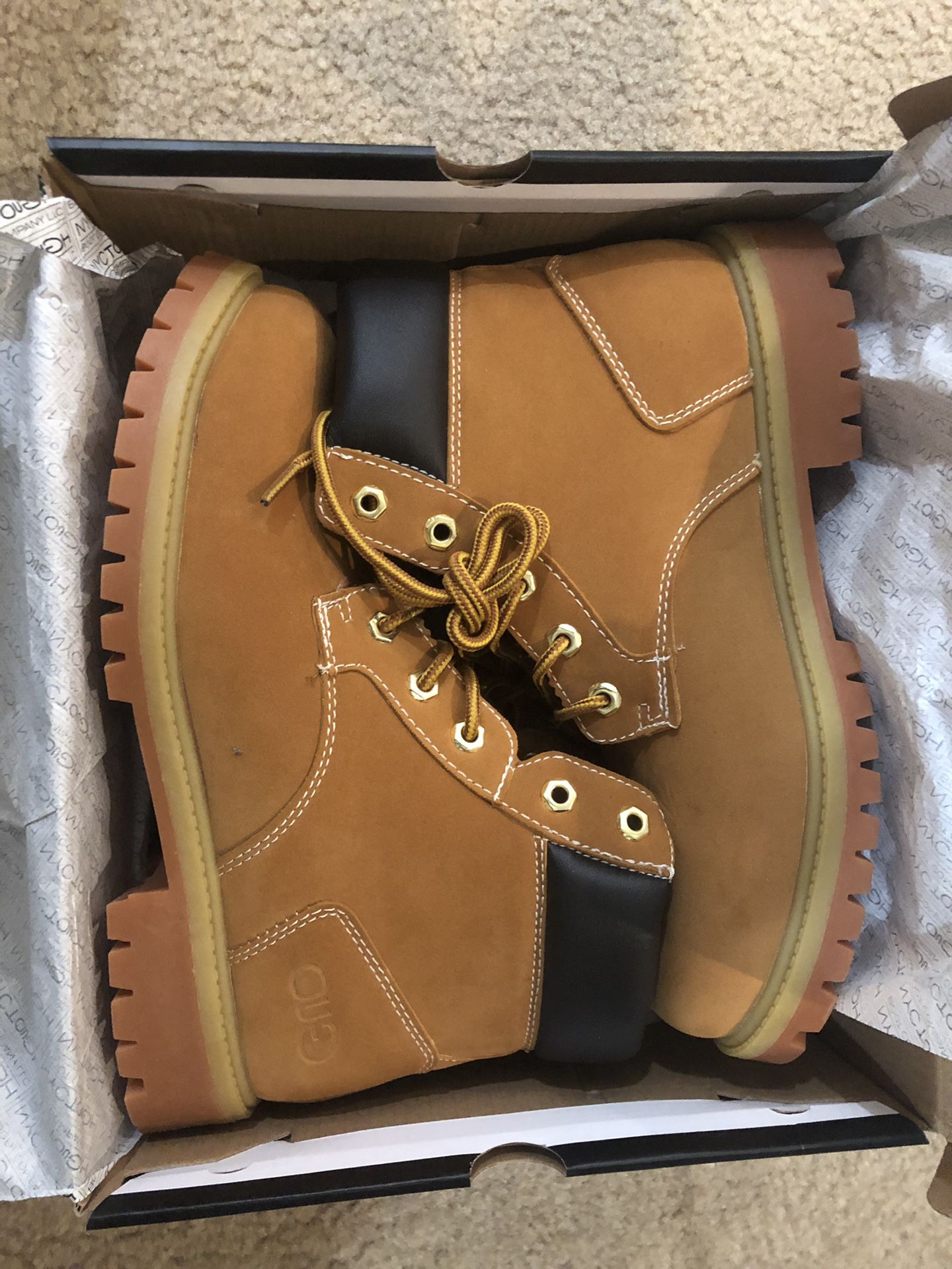 NEW IN BOX Leather Work Boots, Water Resistant