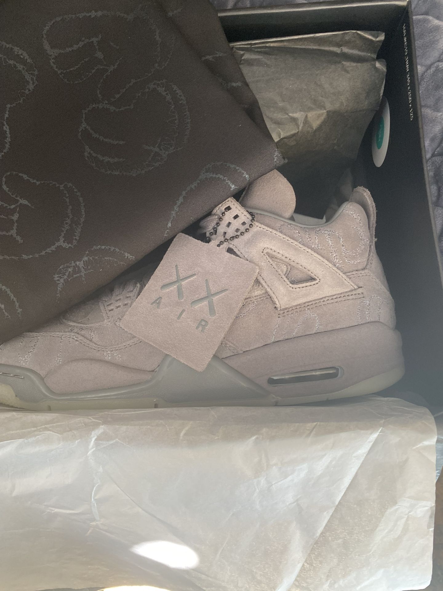 dead stock all size 10.5 no meets