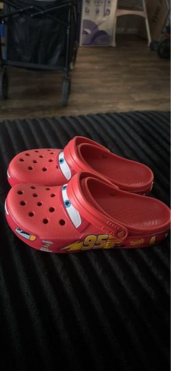 Lighting Mcqueen crocs