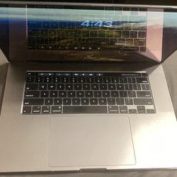 2019 MacBook Pro 16” i7 2.6Ghz