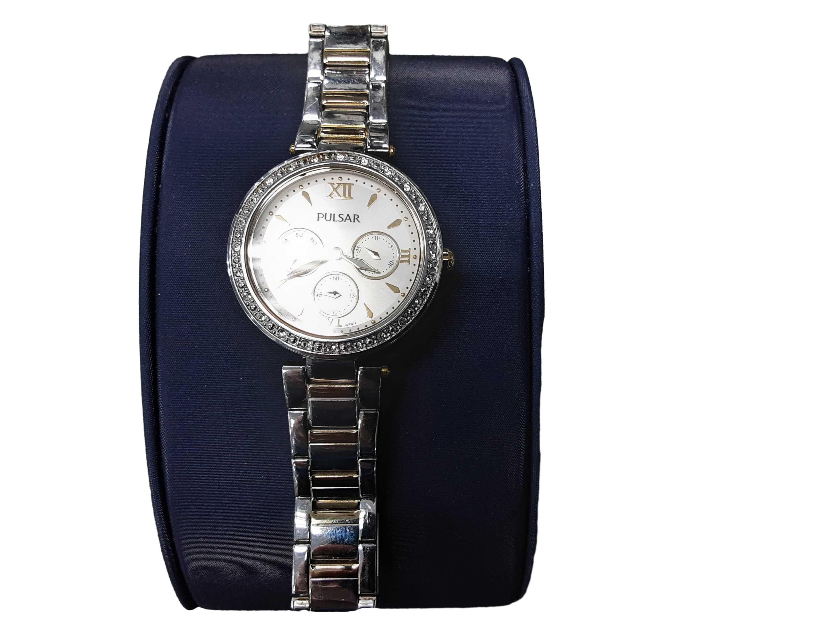 Pulsar 351077 Silver Regular Watch