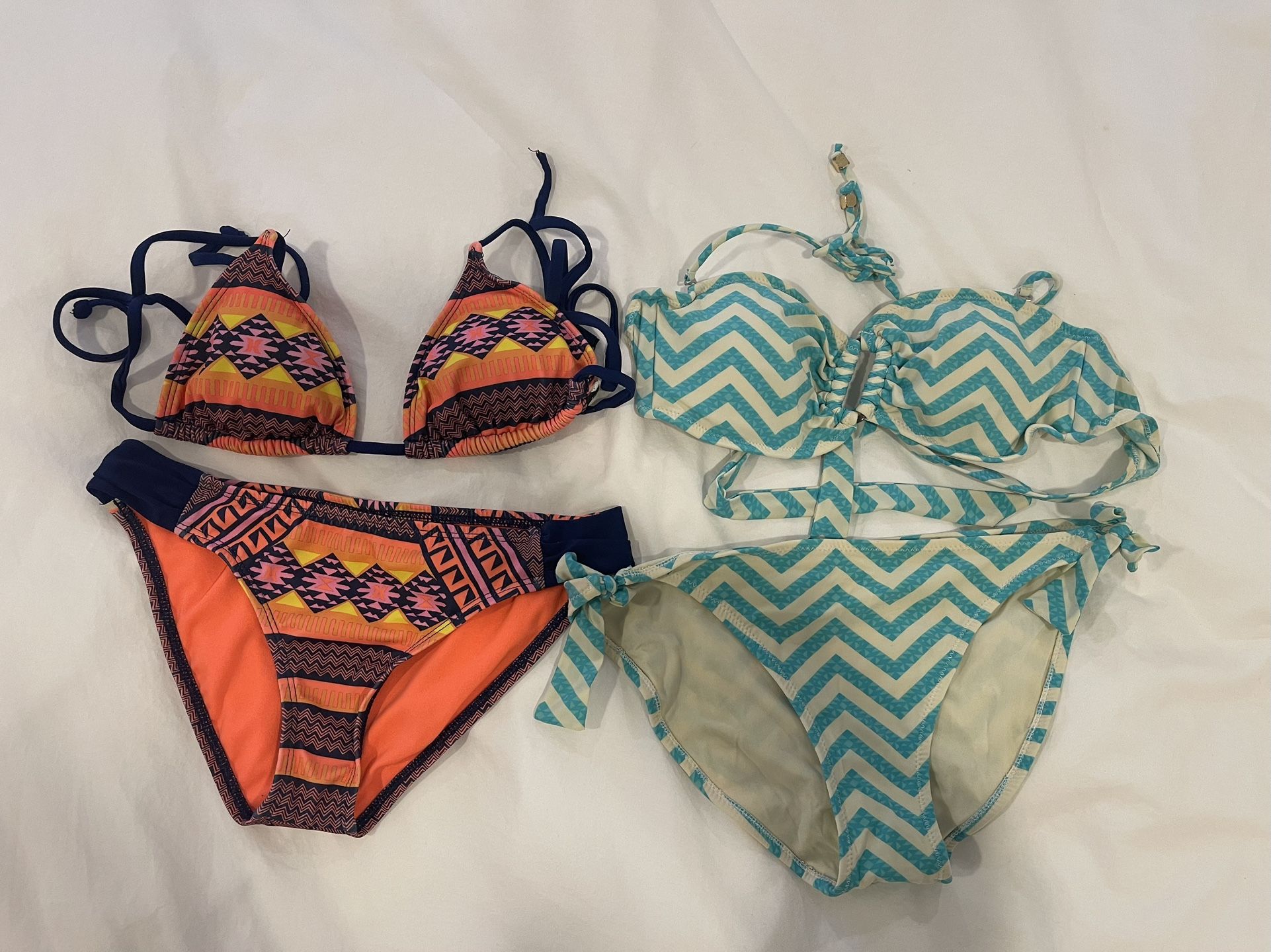 Bikini bundle of 2 sets, size S/M