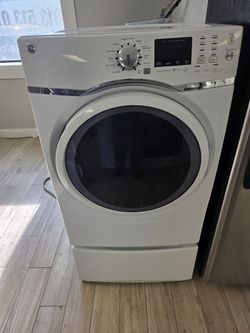 GE dryer everything Works great delivery for extra fit.