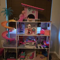 LOL Doll House
