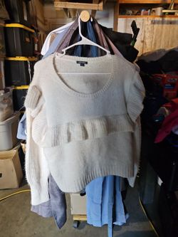 L Women's Cute Sweater