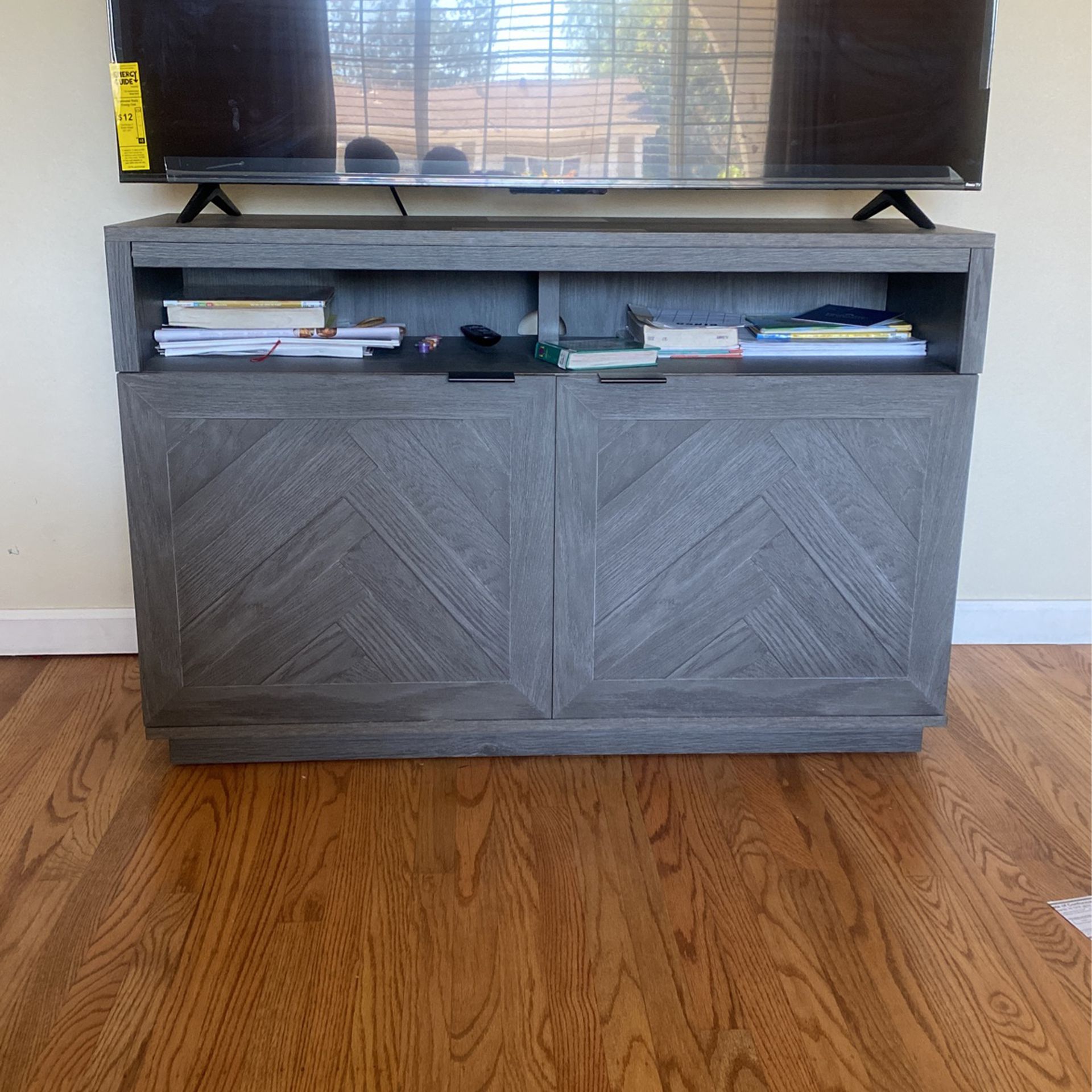 Console/ Tv Stand 