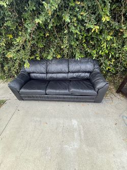 Free couch