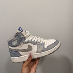  Air Jordan 1 Retro High OG 'Hyper Royal'