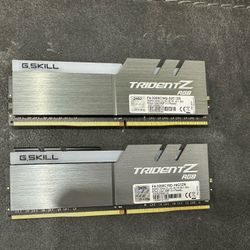 G.SKILL TridentZ RGB 16GB (2 x 8GB)  DDR4-3200 PC Memory F4-3200C16D-16GTZR