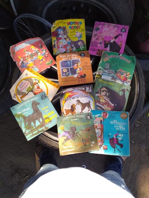 Walt Disney 45s!!!! Classics. Collectors Items