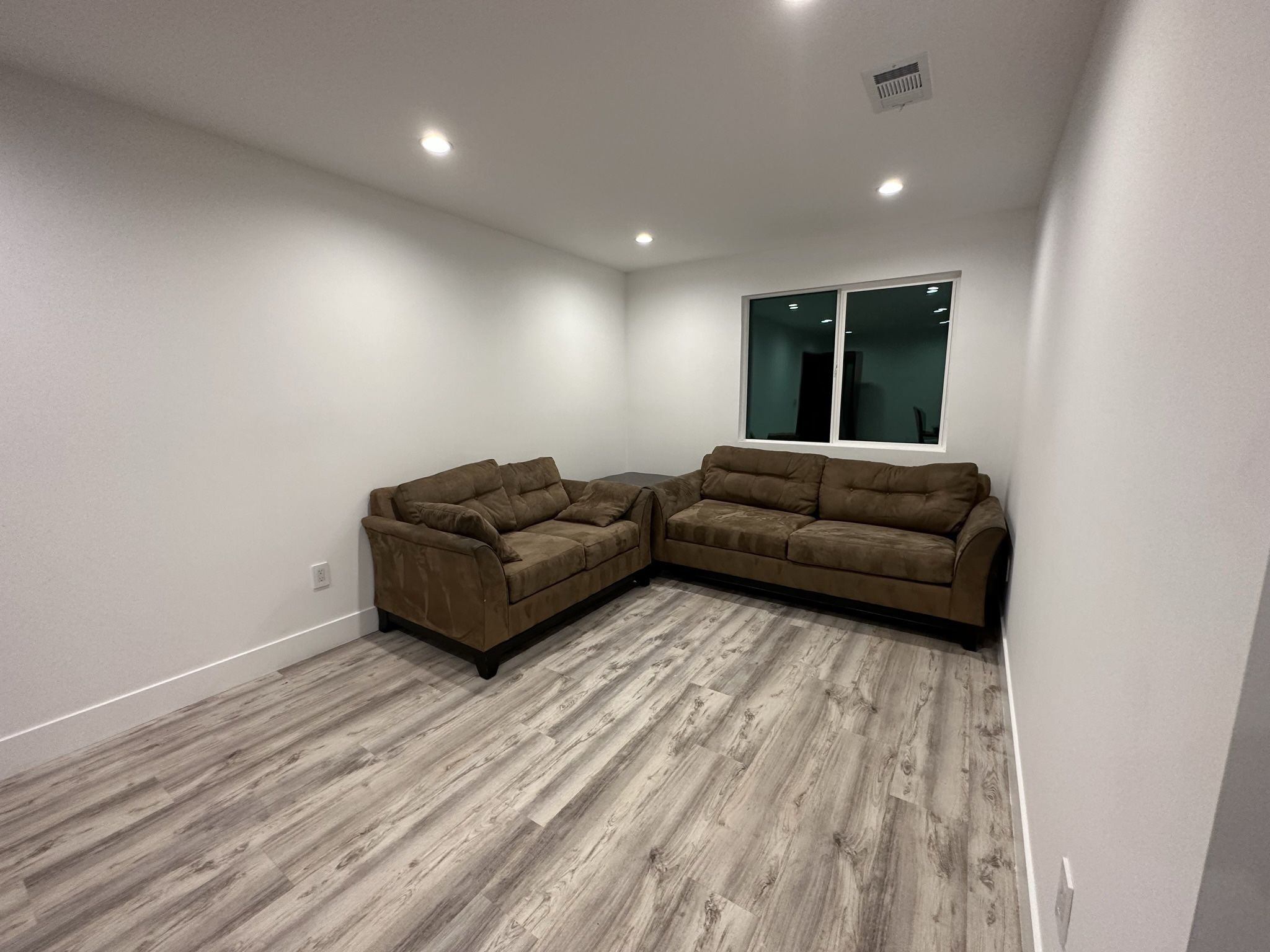 2 Couches for sale . FOR SALE