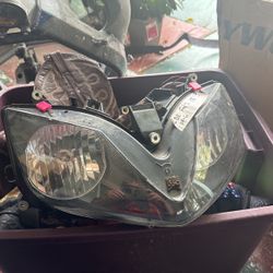 2001 To 2006 Honda Cbr 600 F4 I Oem Headlight