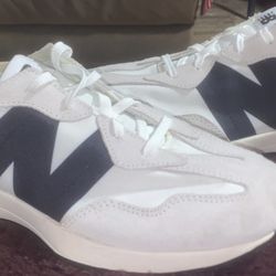 New Balance Size 6.5 y